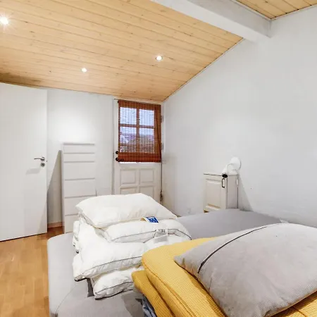 Holiday home Eilke - 50m From The Sea In Djursland And Mols By Interhome Ronde