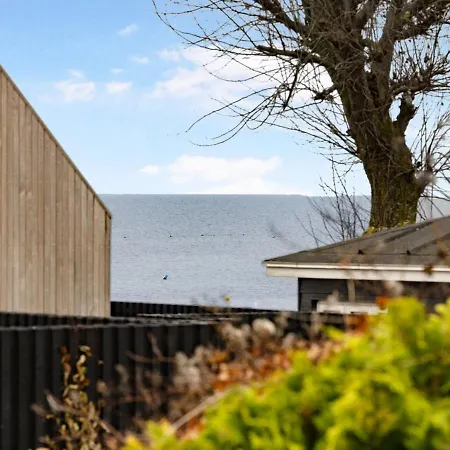 Holiday home Eilke - 50m From The Sea In Djursland And Mols By Interhome *