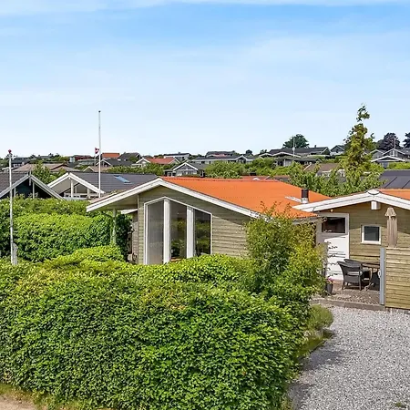 Eilke - 50m From The Sea In Djursland And Mols By Interhome Holiday home Ronde