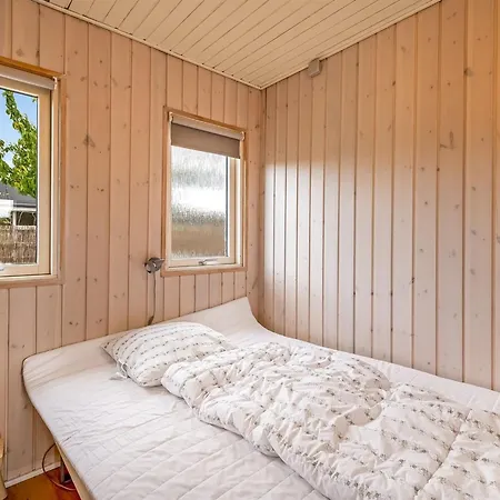 Eilke - 50m From The Sea By Interhome Rønde