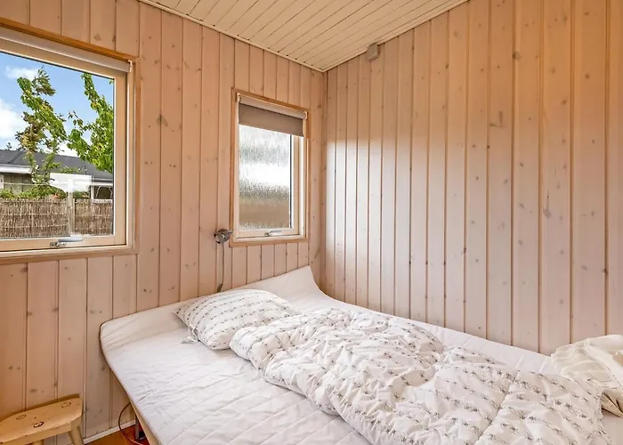 Eilke - 50m From The Sea By Interhome Rønde