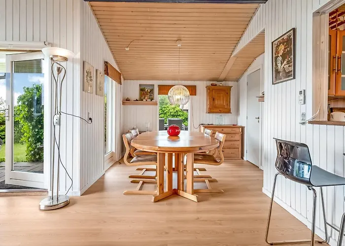 Eilke - 50m From The Sea By Interhome Vakantiehuis Rønde